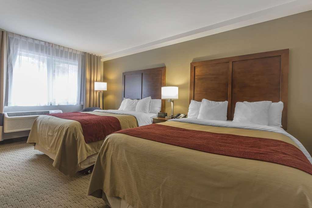 Comfort Inn Saint-Georges Room photo