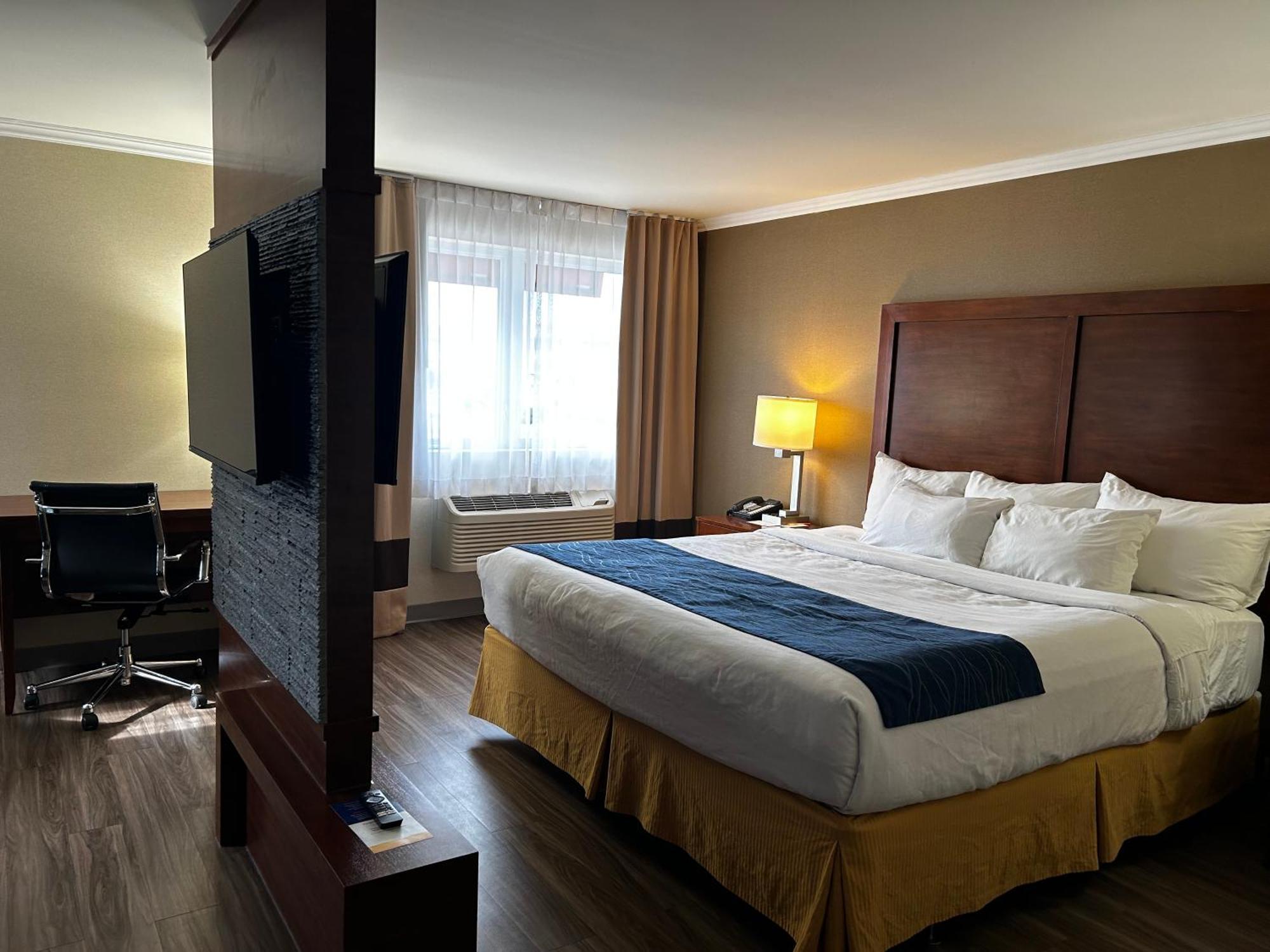 Comfort Inn Saint-Georges Exterior photo
